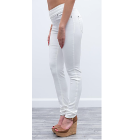 BECXY B. RILEY PULL ON SUPER SKINNY WHITE