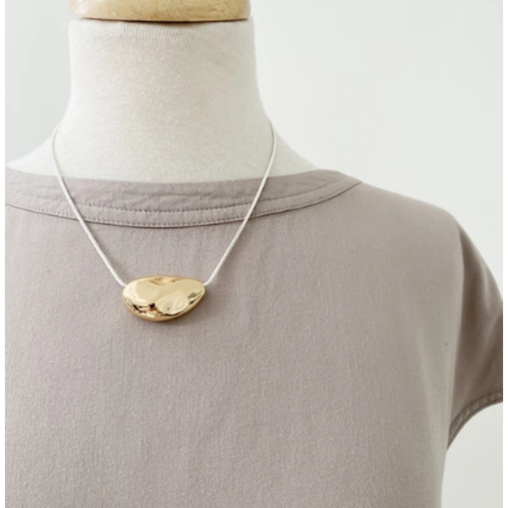 CARACOL CARACOL COLLIER PIECE METALLIQUE TEXTURE DORE