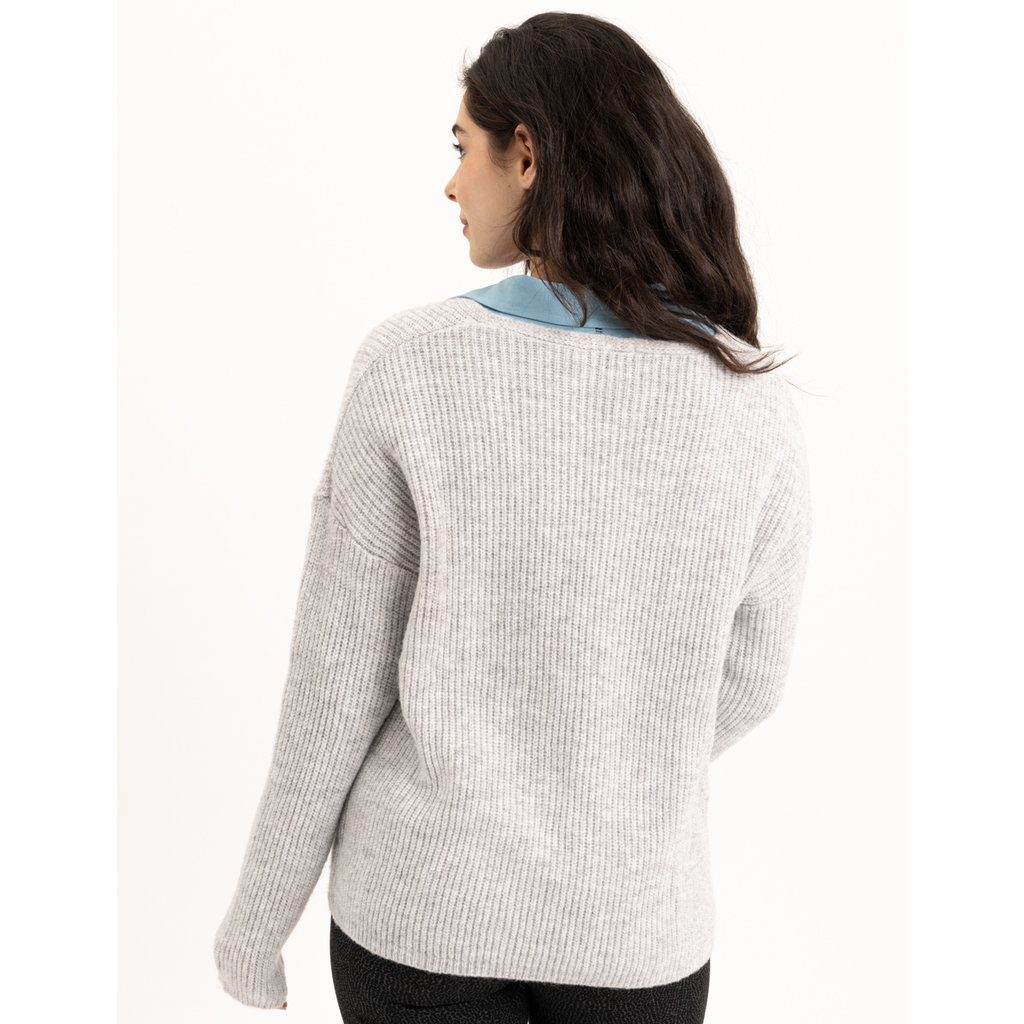 RENUAR RENUAR CHANDAIL TRICOT COL V HEATHER GREY