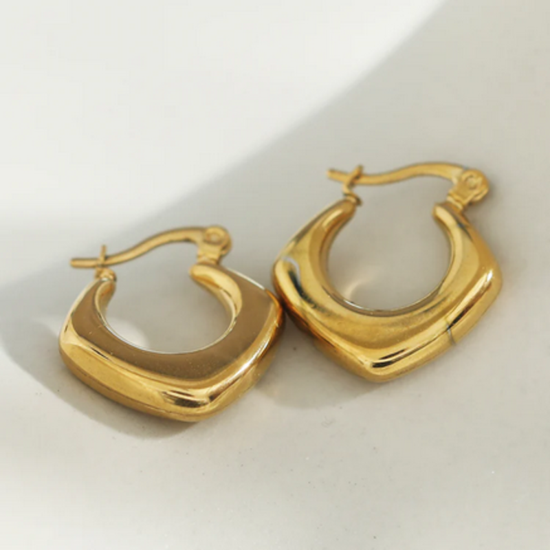 HACKNEY NINE HACKNEY NINE ANIKA CHUNKY TRIANGLE HOOP EARRINGS GOLD