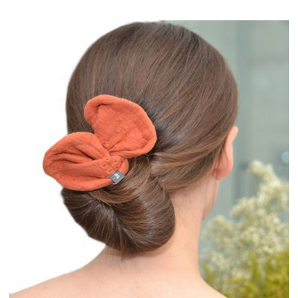 BALUCHON ACCESSOIRE A CHIGNON BRODERIE ANGLAISE ROSE