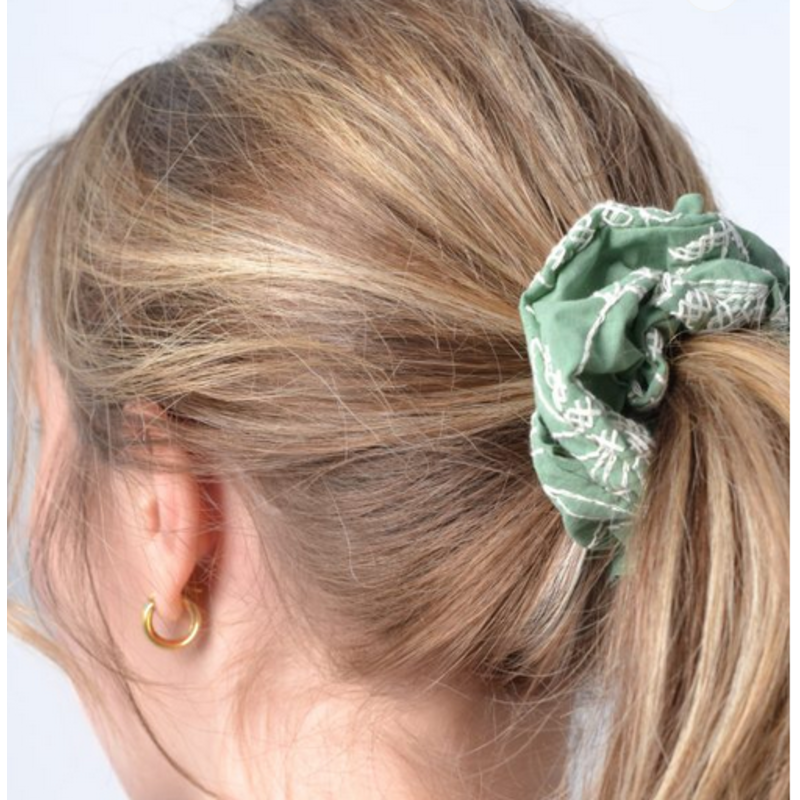 BALUCHON CHOUCHOU ELASTIQUE BRODERIES VERT