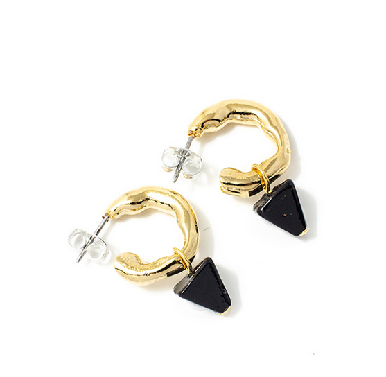 ANNE MARIE CHAGNON BOUCLES OREILLE ENOM NOIR