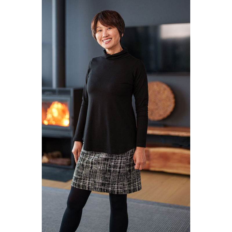 RIEN NE SE PERD TOUT SE CREE RIEN NE SE PERD CHANDAIL IRIS NOIR