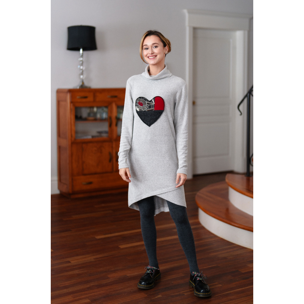 RIEN NE SE PERD TOUT SE CREE RIEN NE SE PERD ROBE MICHEL ANGE GRIS PALE