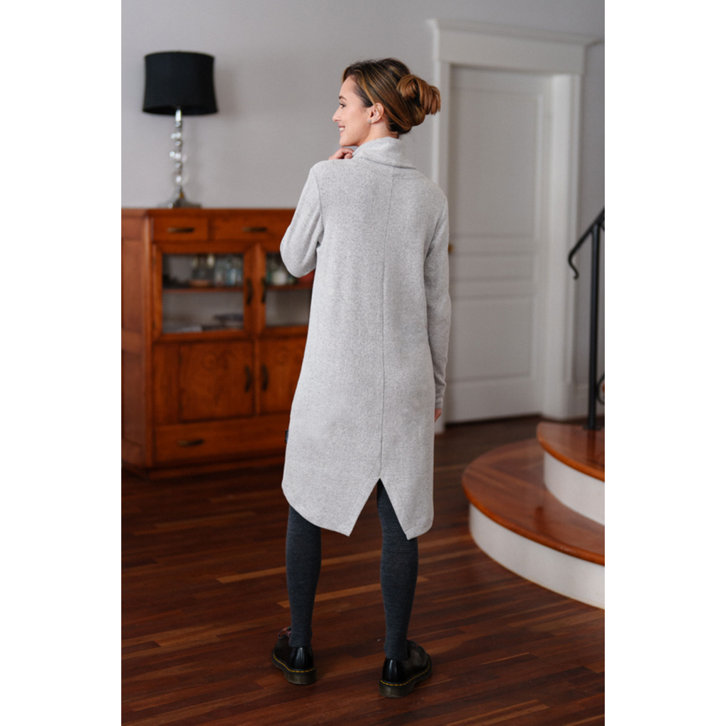 RIEN NE SE PERD TOUT SE CREE RIEN NE SE PERD ROBE MICHEL ANGE GRIS PALE