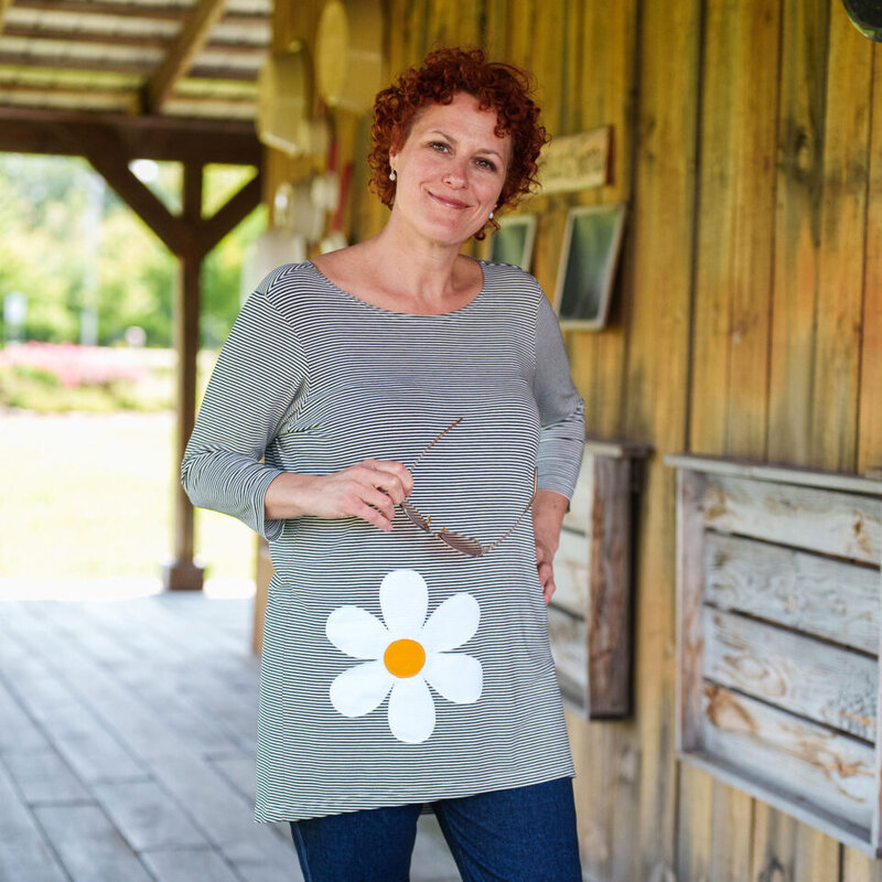 RIEN NE SE PERD TOUT SE CREE RIEN NE SE PERD TUNIQUE ZUMBA RAYE MARINE/BLANC