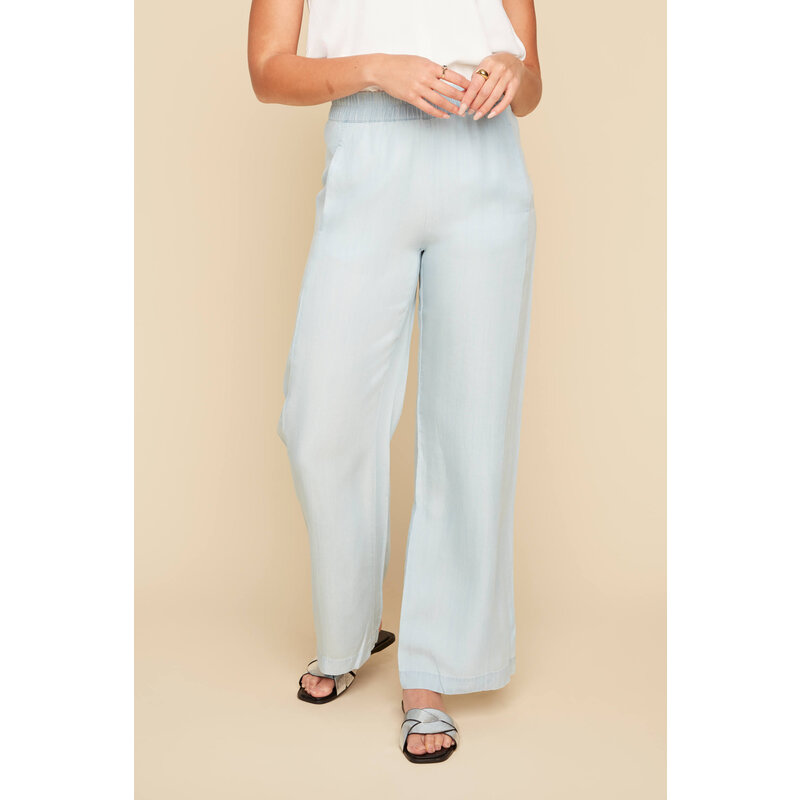 RENUAR RENUAR 25E PANTALON TENCEL EVASE CHAMBRAY