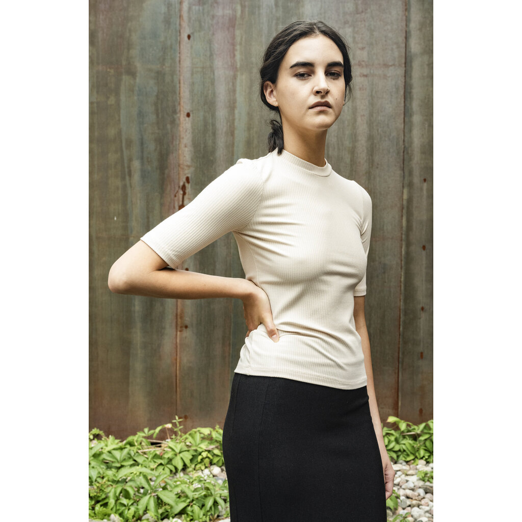 BODY BAG BODY BAG TSHIRT TIPAZA SAND