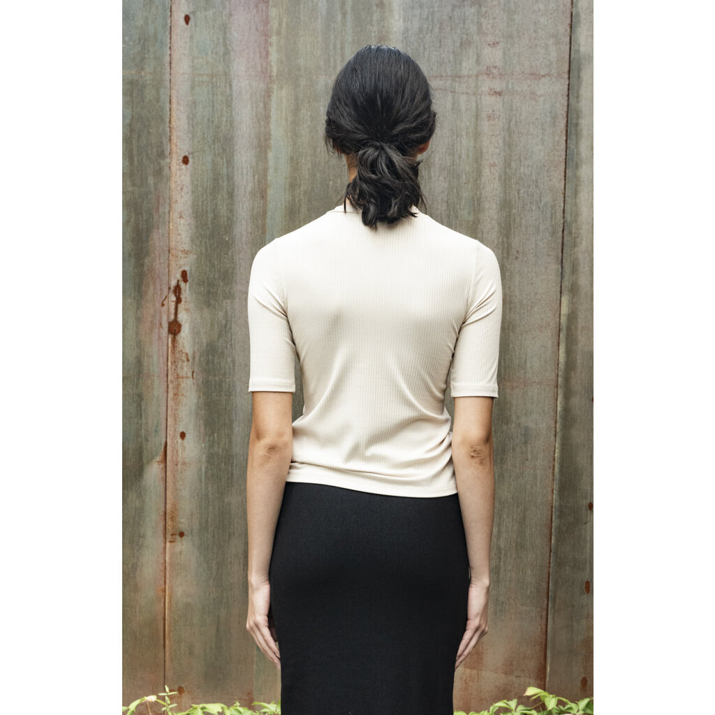 BODY BAG BODY BAG TSHIRT TIPAZA SAND