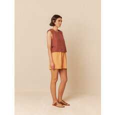 INDI AND COLD INDI AND COLD 25E ROBE CROP TOP A CARREAUX CHOCOLAT