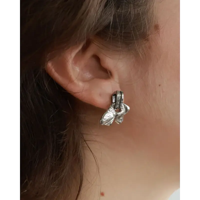 ANNE MARIE CHAGNON ANNE MARIE CHAGNON BOUCLE OREILLE NASHIRA ARGENTE