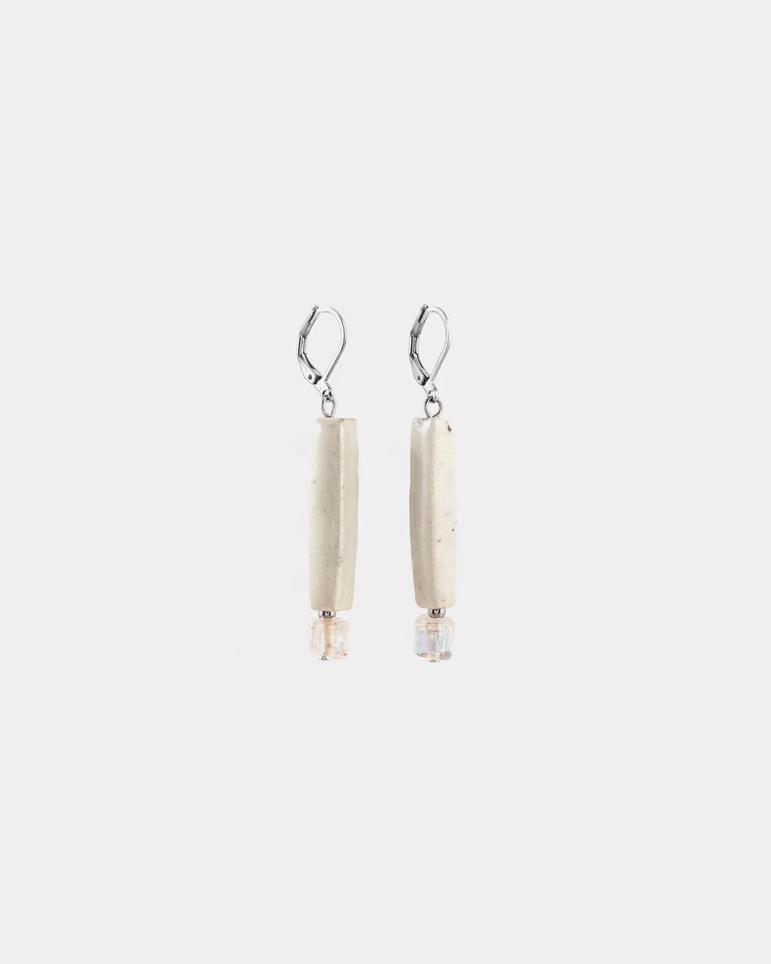 ANNE MARIE CHAGNON BOUCLE OREILLE MERAK BRISE