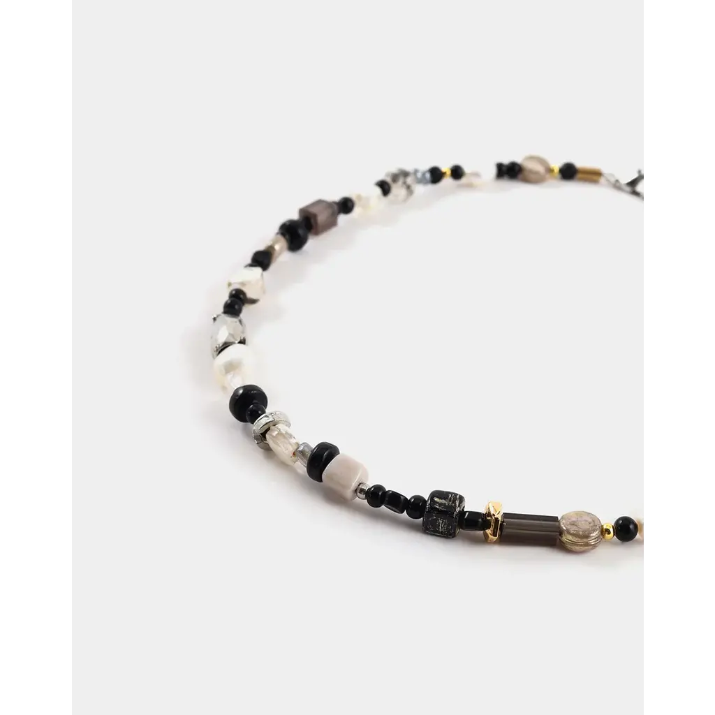 ANNE MARIE CHAGNON ANNE MARIE CHAGNON COLLIER LUAN EBENE