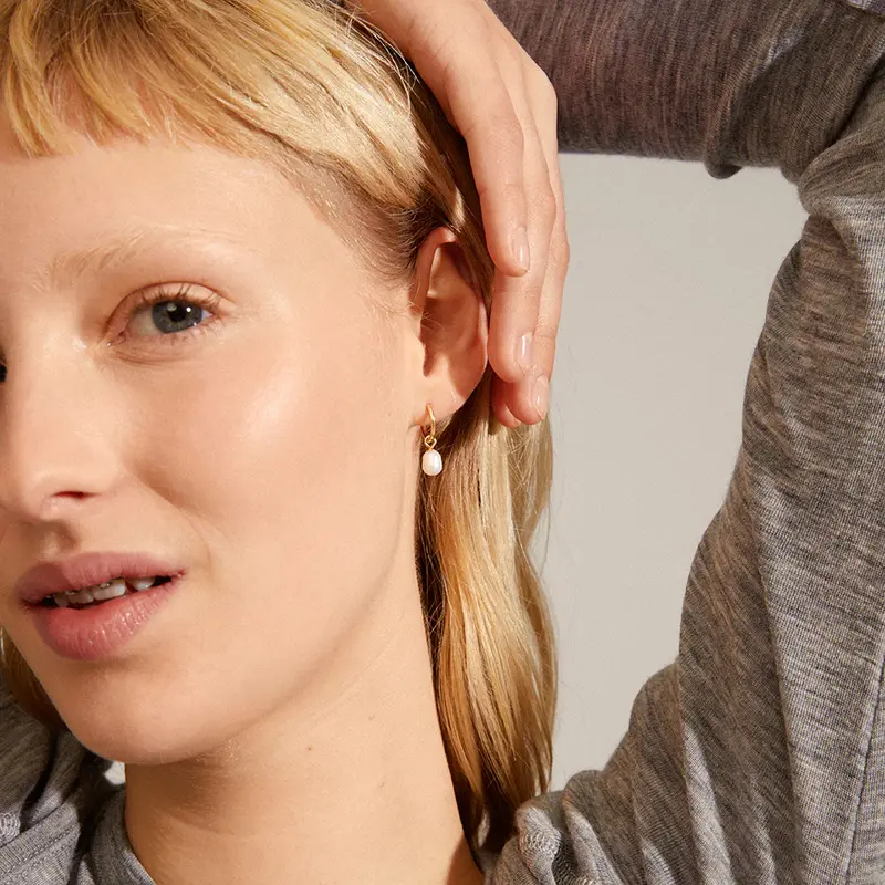 PILGRIM PILGRIM 612332003 BERTHE PEARL HOOP EARRINGS GOLD PLATED