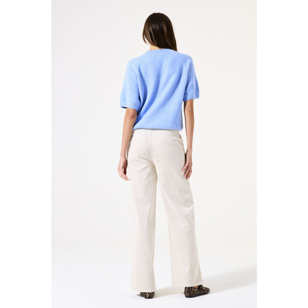 GARCIA GARCIA 25H PANTALON EVASE CORDUROY WHITECAP