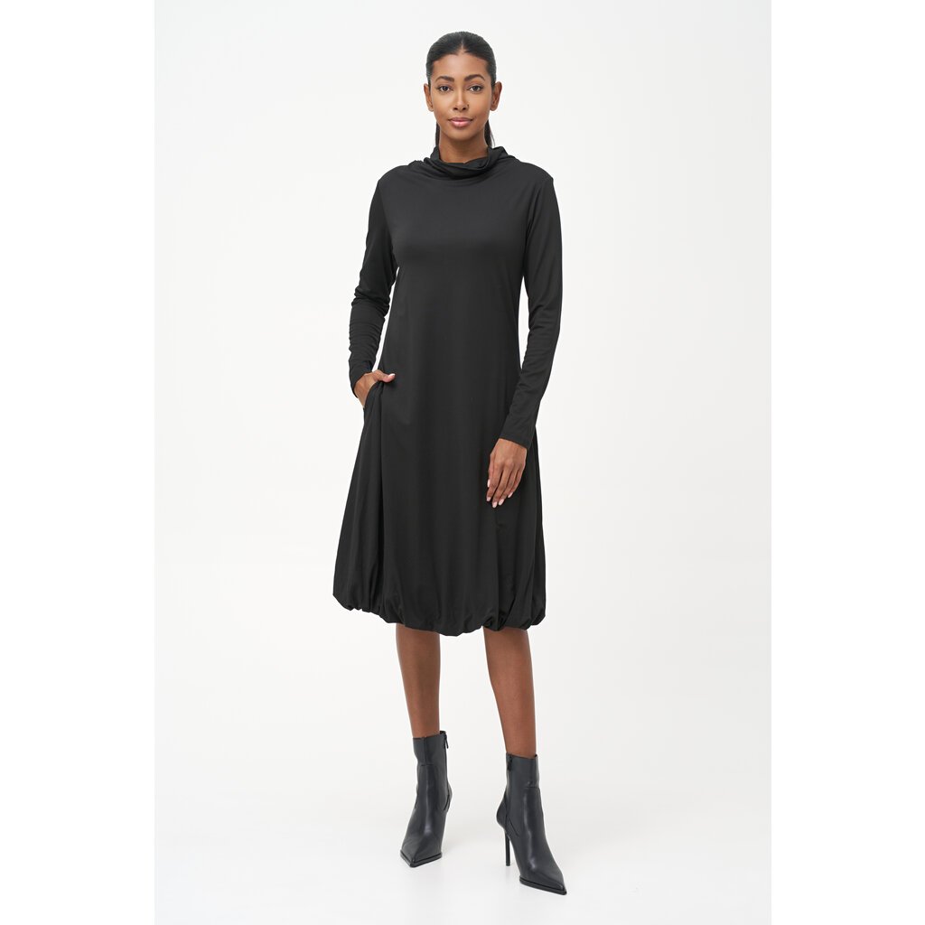 M MADE IN ITALY M MADE IN ITALY 25H ROBE BALLON BLACK