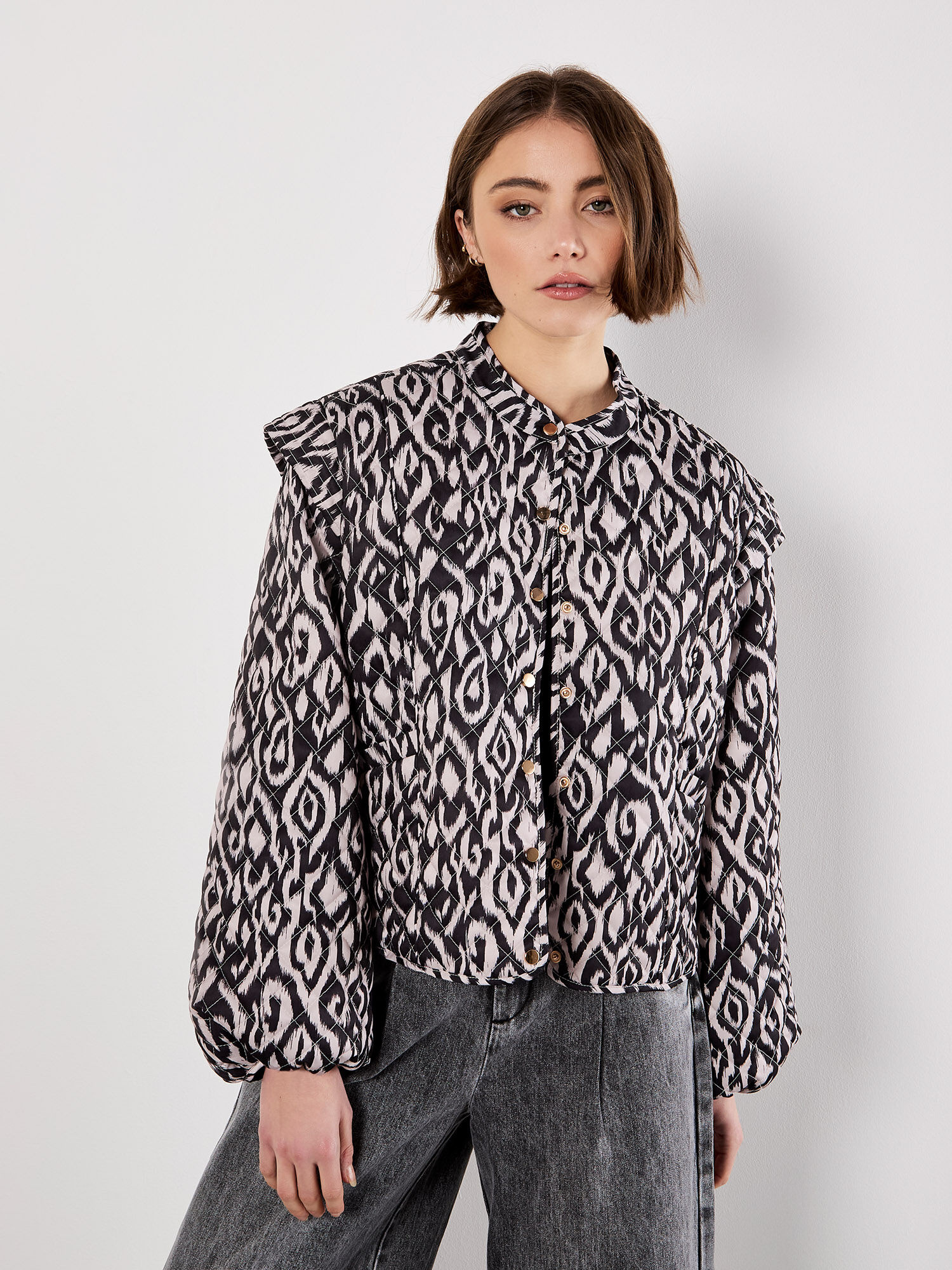 APRICOT 25H JACKET MATELASSE TEXTURE MOTIFS NOIR