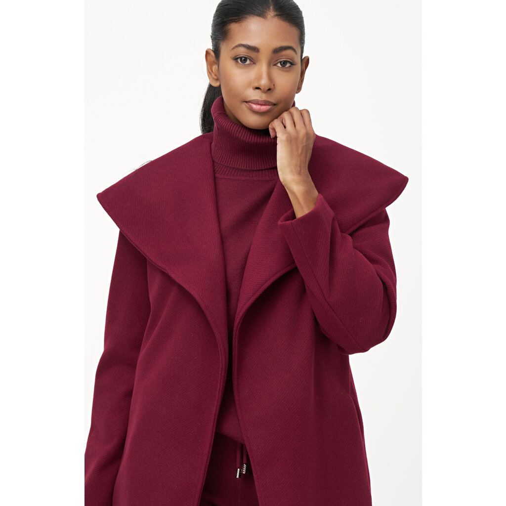 M MADE IN ITALY M MADE IN ITALY 25H MANTEAU MI SAISON WINE