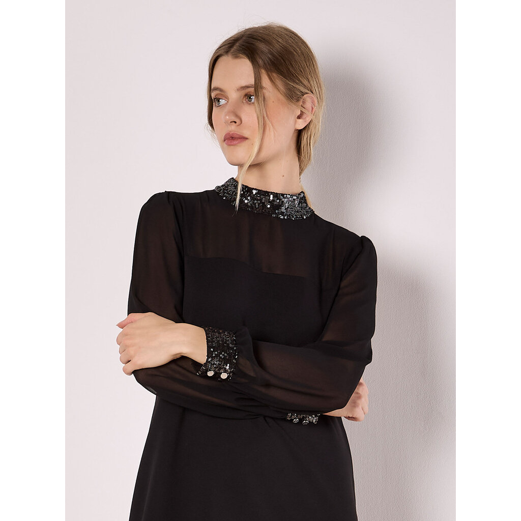 APRICOT APRICOT 25H ROBE COURTE DUO COL/OURLETS SEQUINS NOIR