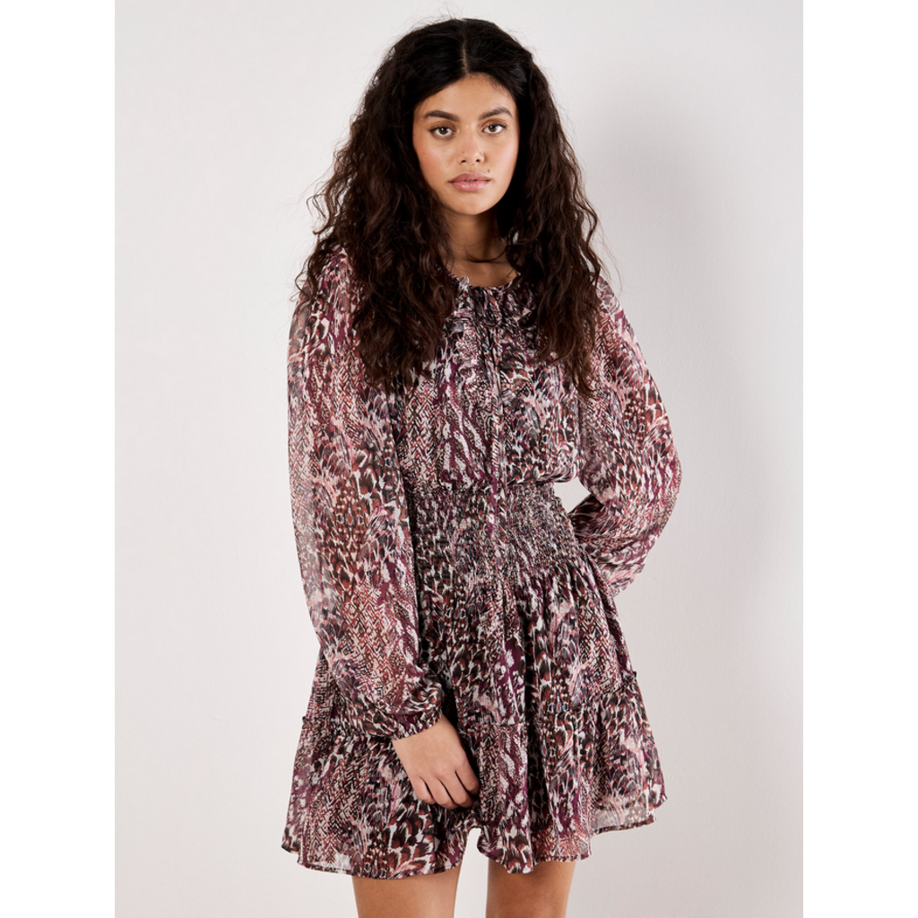 APRICOT APRICOT 25H ROBE FEATHER PATCHWORK RUFFLE BURGUNDY