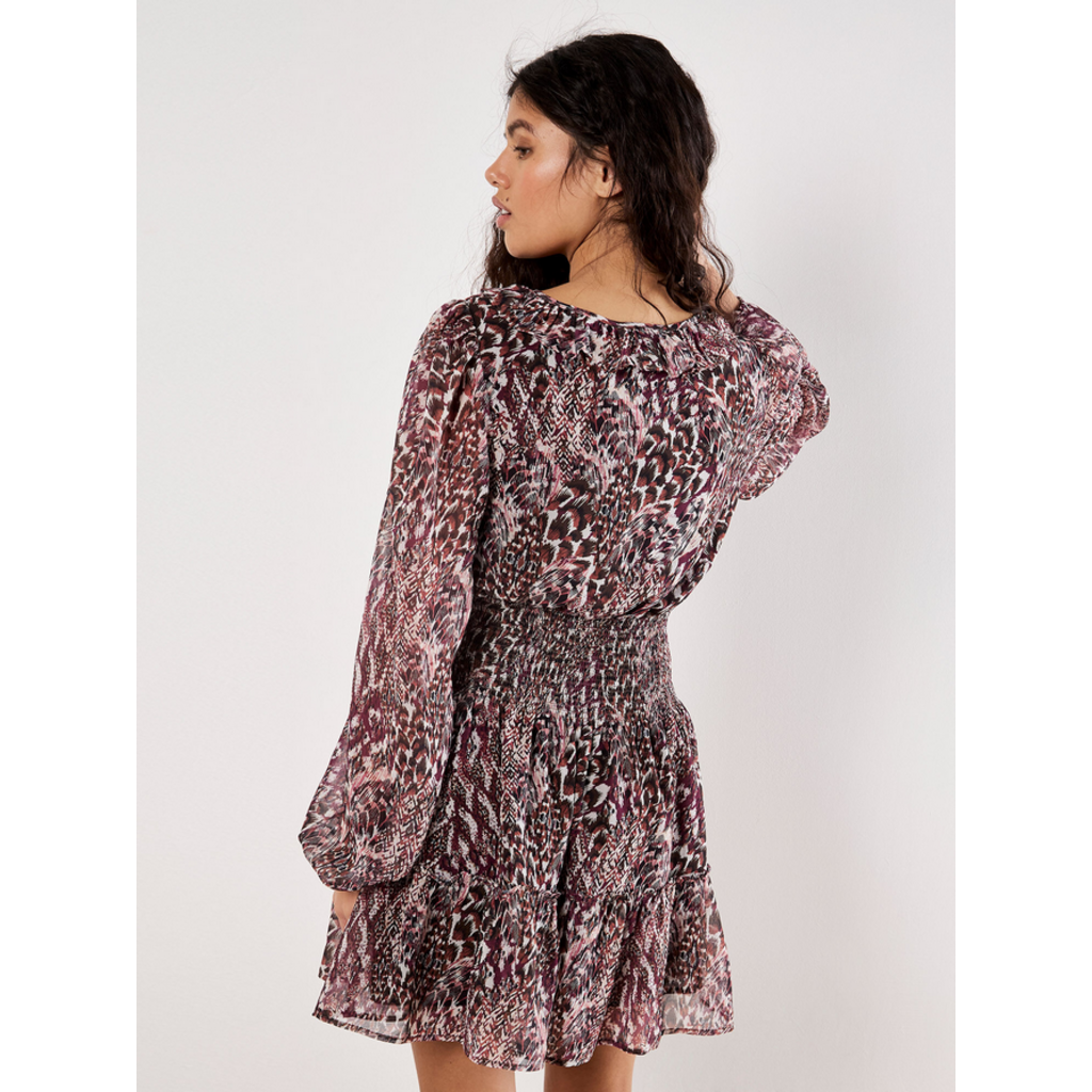 APRICOT APRICOT 25H ROBE FEATHER PATCHWORK RUFFLE BURGUNDY