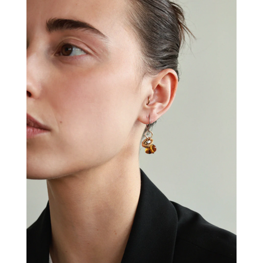 ANNE MARIE CHAGNON AM CHAGNON BOUCLES OREILLE PEGASUS ARGENT MOKA MOUSSE