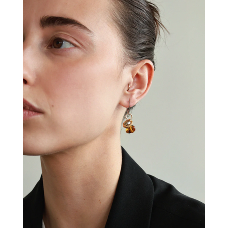 ANNE MARIE CHAGNON AM CHAGNON BOUCLES OREILLE PEGASUS ARGENT MOKA MOUSSE