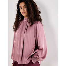 APRICOT APRICOT 25H SATIN STRIPE OPEN COLAR BLOUSE PURPLE