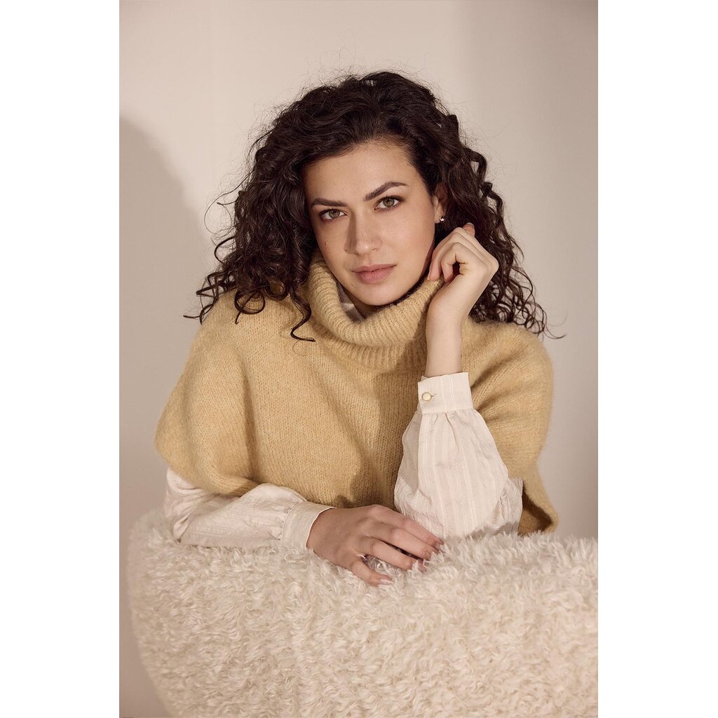 TRAMONTANA TRAMONTANA 25H SLEEVELESS TURTLE NECK CAMEL