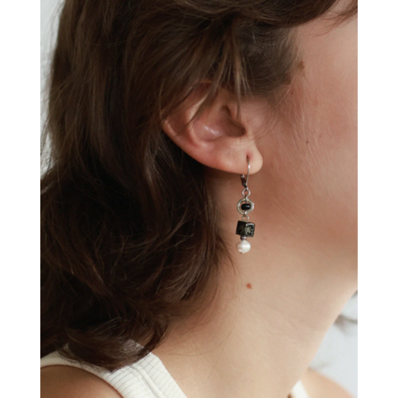 ANNE MARIE CHAGNON AM CHAGNON BOUCLES OREILLE FAWARIS ARGENT DUSK