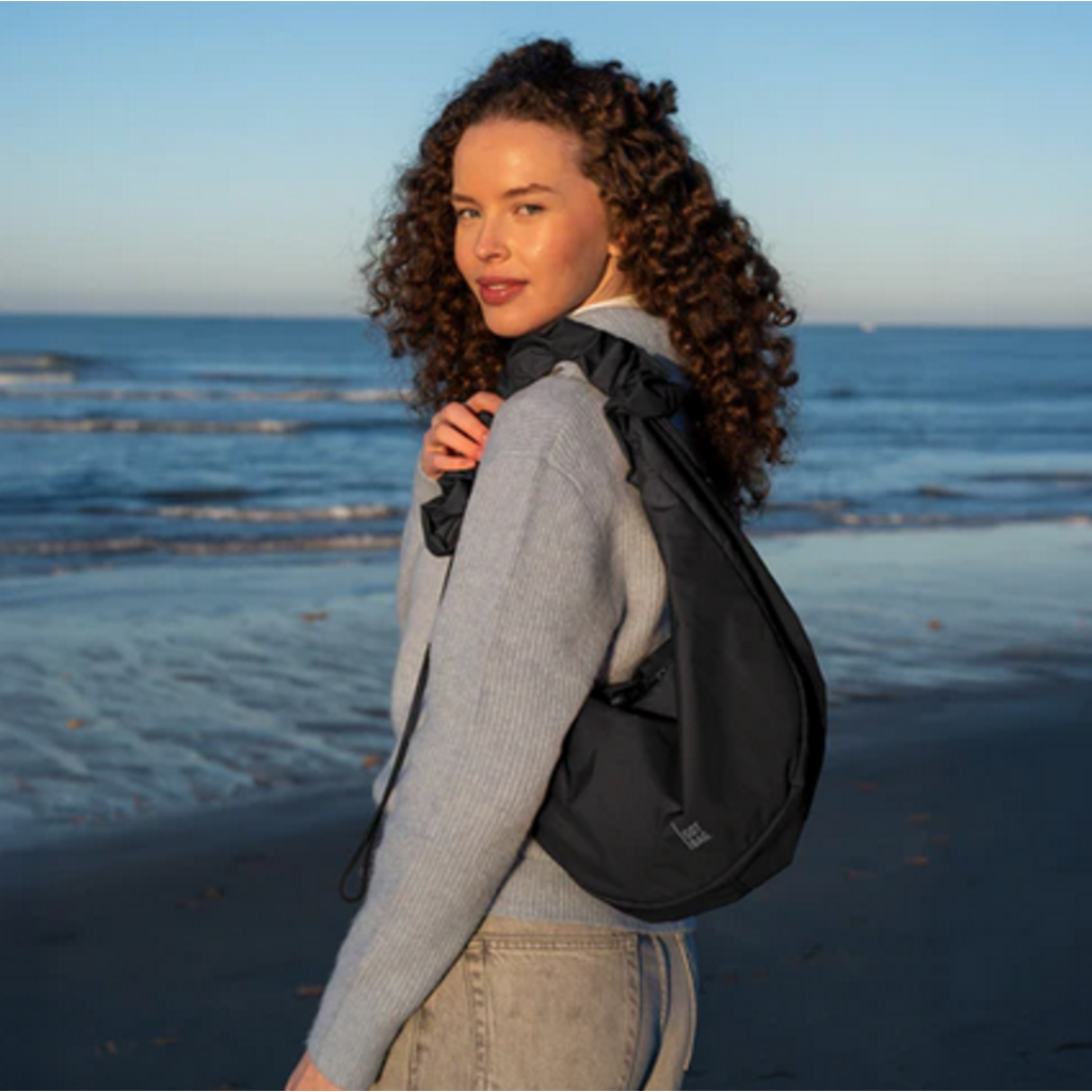 GOT BAG GOT BAG MOON BAG RUFFLE MONO BLACK