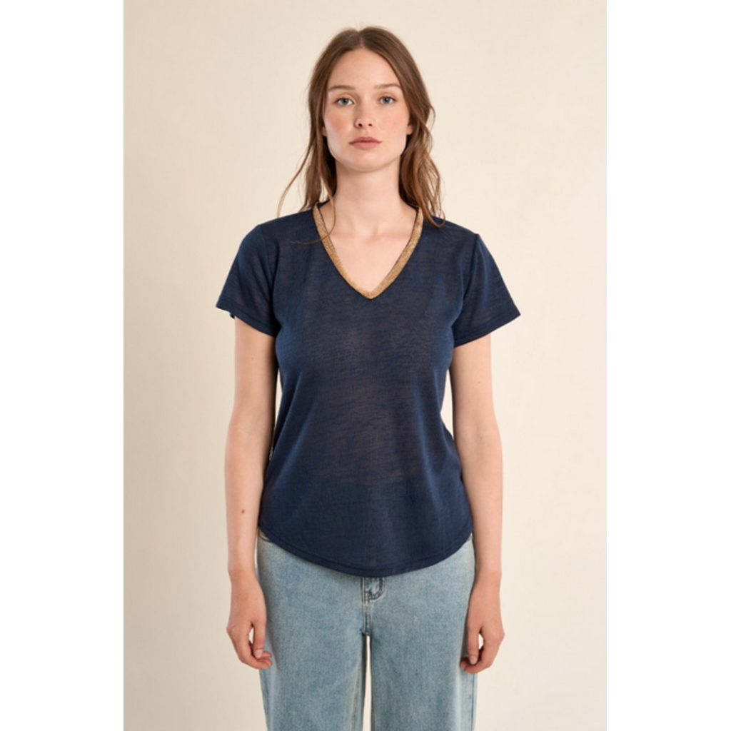 MOLLY BRACKEN MOLLY BRACKEN 26E TOP MARINE M COURTE COL V DORE