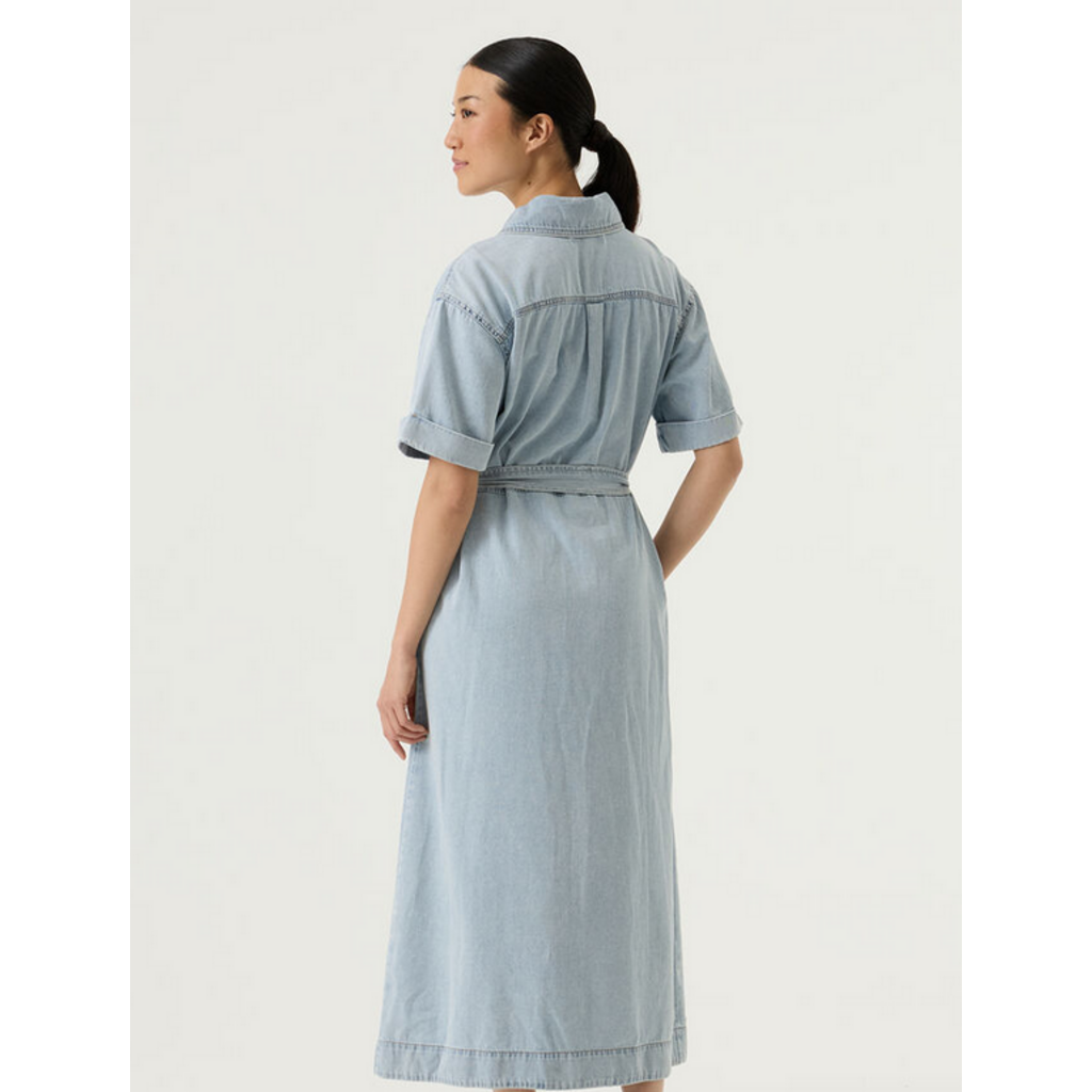 GARCIA GARCIA 26E ROBE JEANS M COURTE CEINTURE MED USED