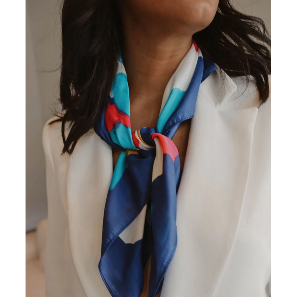 CARACOL CARACOL FOULARD SATINE CARRE MOTIF FLORAL ABSTRAIT 6235/NAV