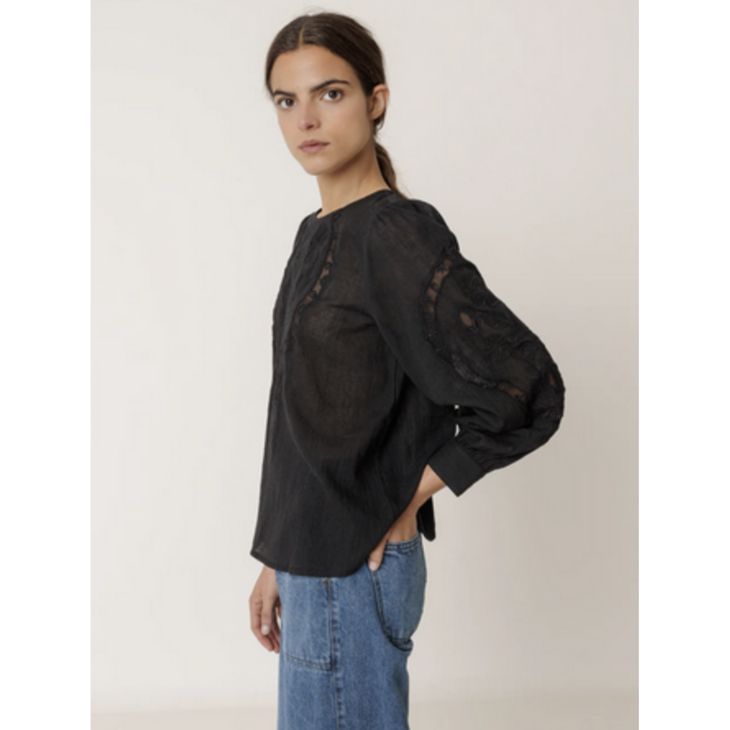 INDI AND COLD INDI AND COLD 25H TOP BRODERIE FLEURS NOIR