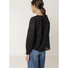 INDI AND COLD INDI AND COLD 25H TOP BRODERIE FLEURS NOIR