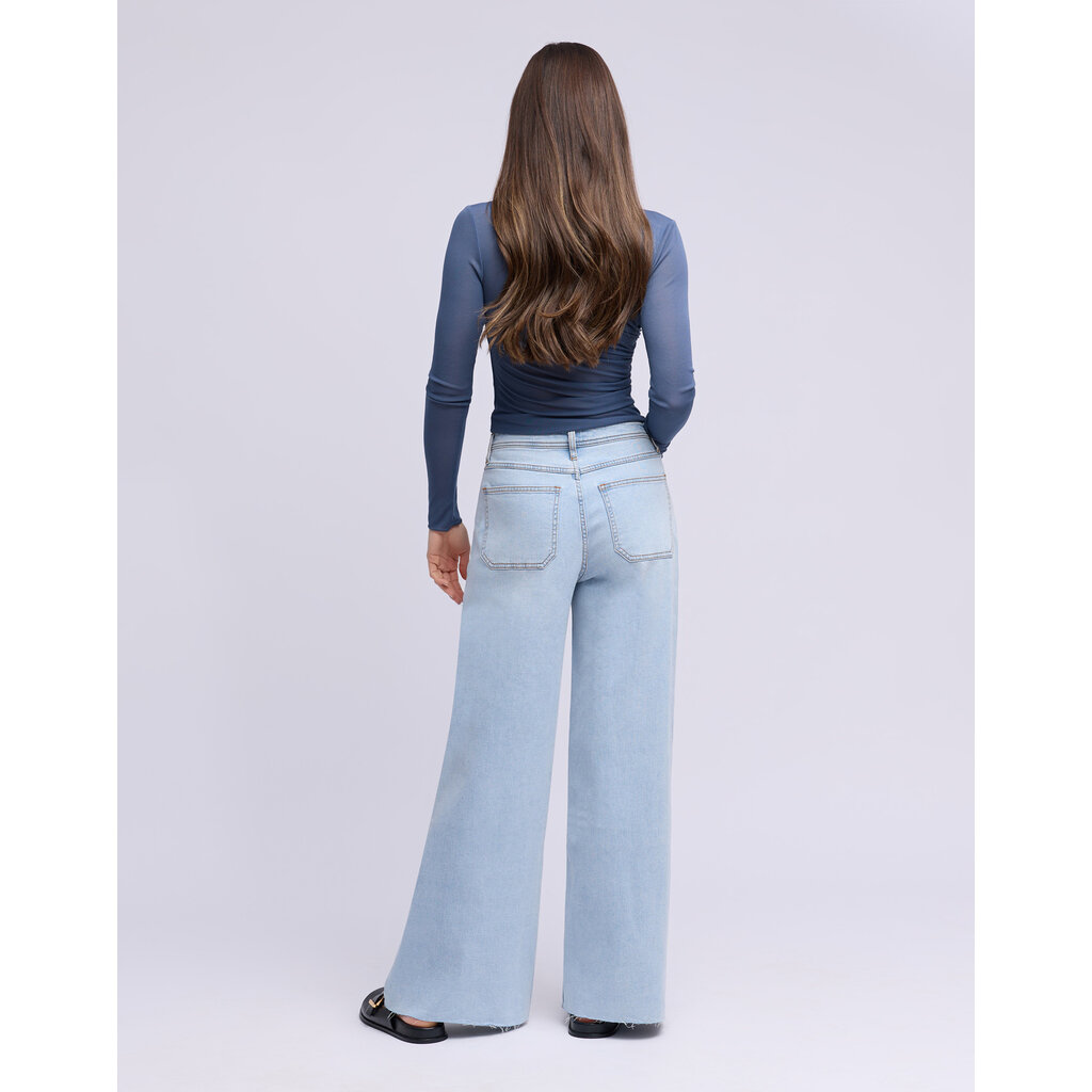 YOGA JEANS YOGA JEANS LILY WIDE FRONT POCKETS H IGH RISE 31'' SHERYL