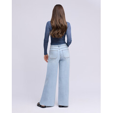 YOGA JEANS YOGA JEANS LILY WIDE FRONT POCKETS H IGH RISE 31'' SHERYL