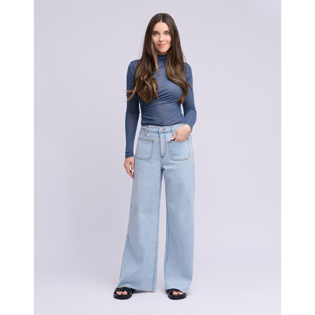 YOGA JEANS YOGA JEANS LILY WIDE FRONT POCKETS H IGH RISE 31'' SHERYL