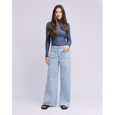 YOGA JEANS YOGA JEANS LILY WIDE FRONT POCKETS H IGH RISE 31'' SHERYL