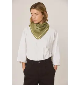 INDI AND COLD INDI AND COLD 26H FOULARD PETIT CARRE VERT VI26RG677