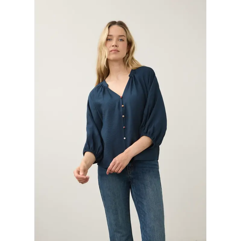 FDJ FDJ 26H 7304869 HAUT COLORFUL BUTTON SHIRT V NECK BLUEBERRY