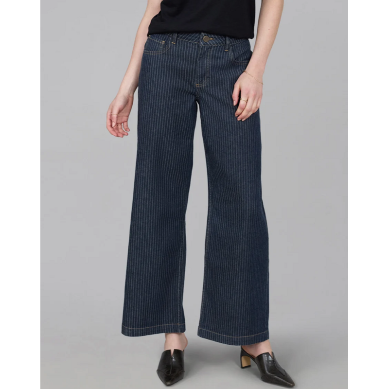 LOLA JEANS LOLA JEANS 26H JEANS 30'' RELAXED WIDE LEG COLETTE PINSTRIPE
