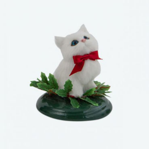 BYERS' CHOICE White Cat With Holly