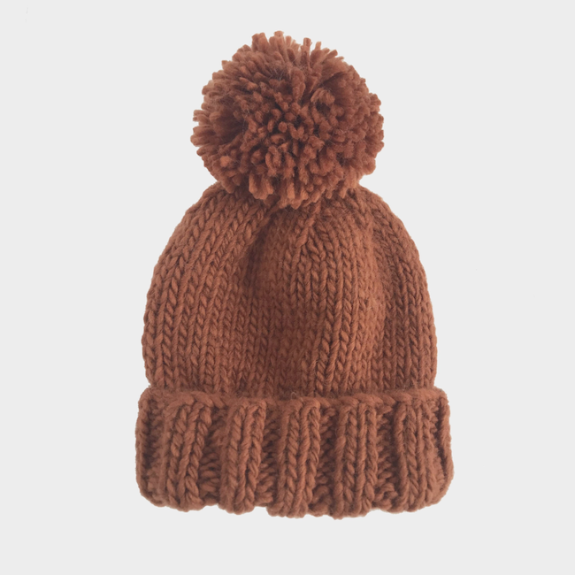 THE BLUEBERRY HILL CLASSIC HAND-KNIT POM HAT