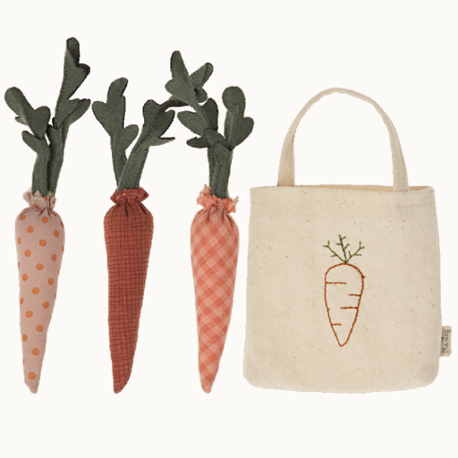 Maileg Carrots In Shopping Bag