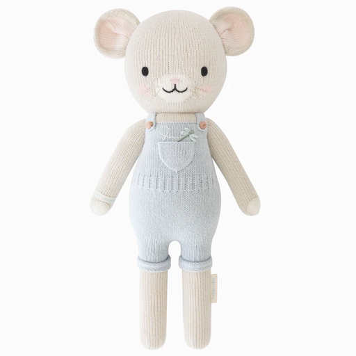 Cuddle  + Kind Bailey the Mouse