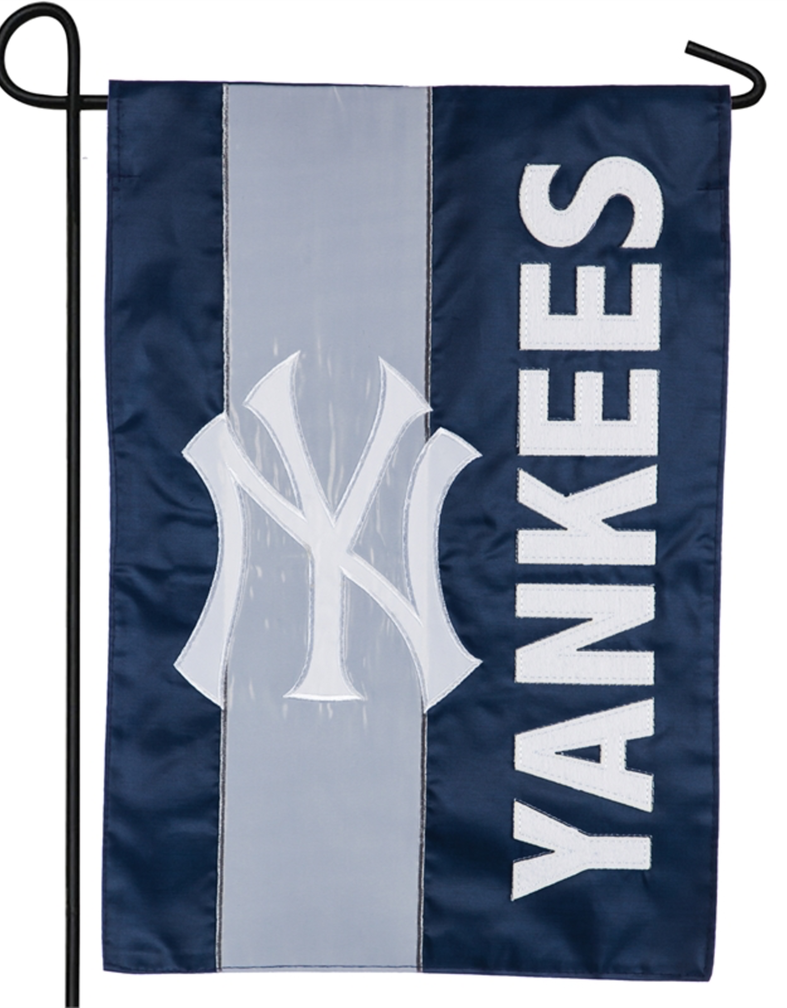 EVERGREEN New York Yankees Stripe Garden Flag