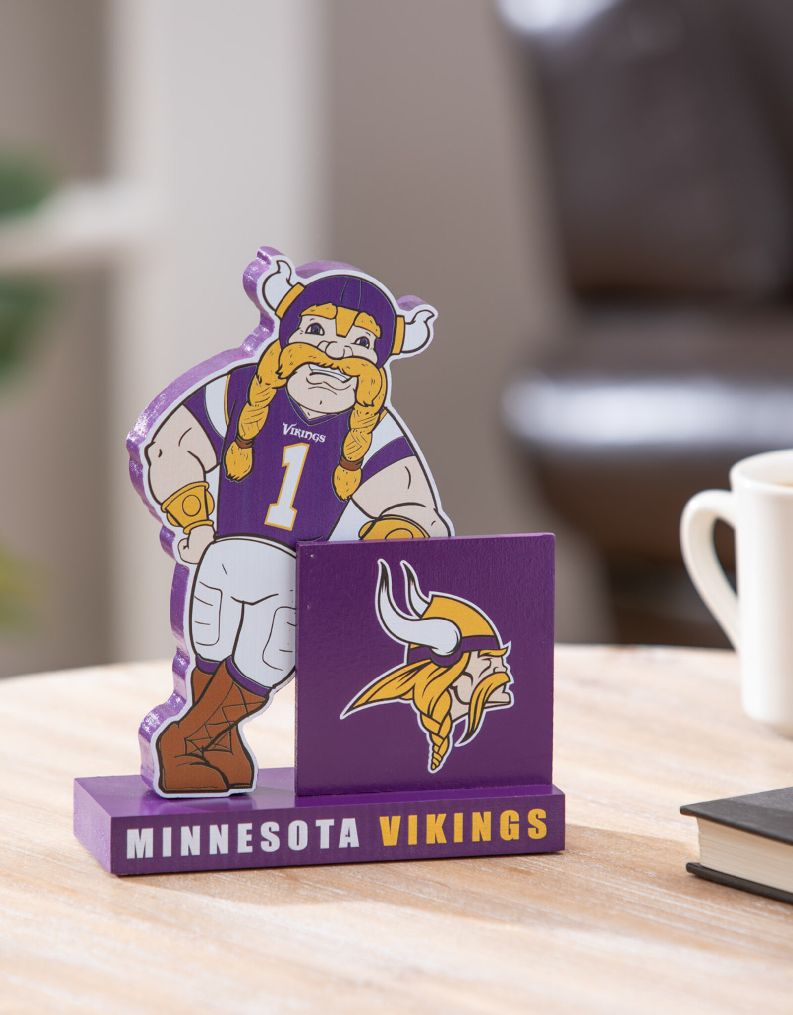 EVERGREEN Minnesota Vikings Wood Mascot Standee With Team Logo